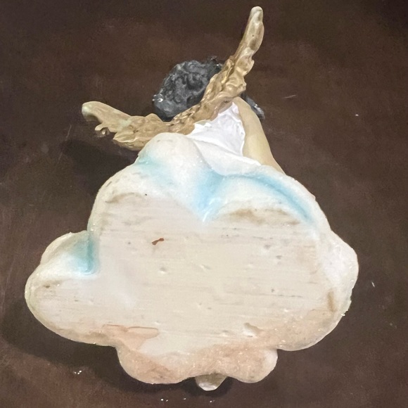 Angel with Dove - Picture 5 of 5